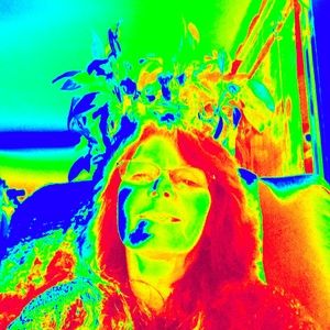 Meet your Posher, Gloria